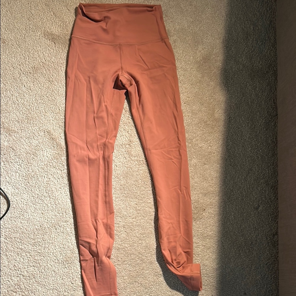 LULULEMON Peach/Pink leggings